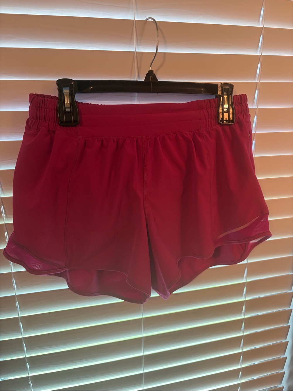 lululemon Hotty Hot Magenta Running Shorts 4”